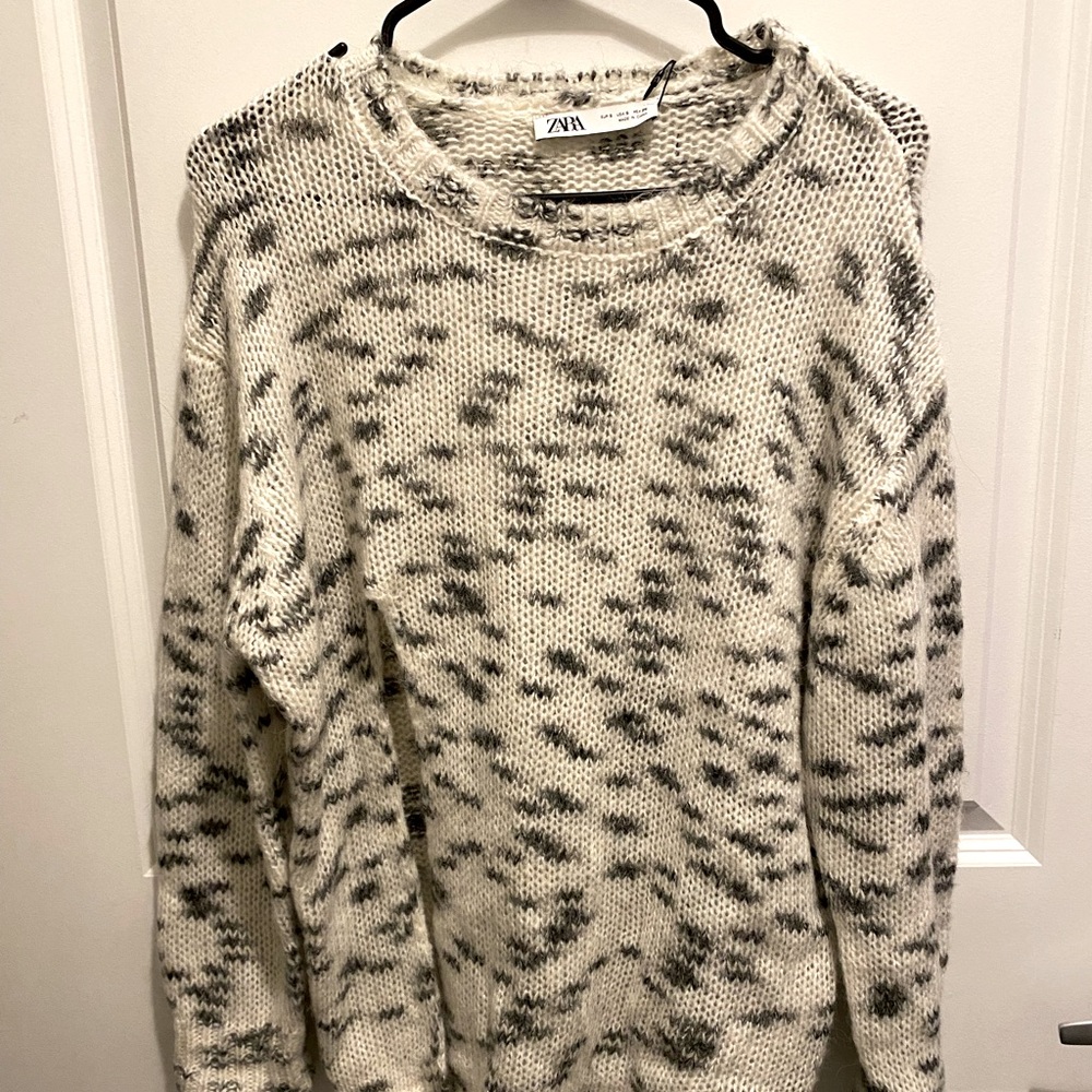 Zara Sweater NWT